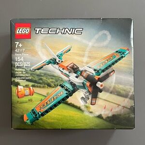 brand new- LEGO TECHNIC Race Plane 42117 model plane building set retired